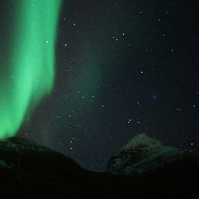 <font class="tempImageTitleThumbText">Aurora</font><br>Ross Pearmine<br>Nov 20 5:51am<br>Tromso, Norway